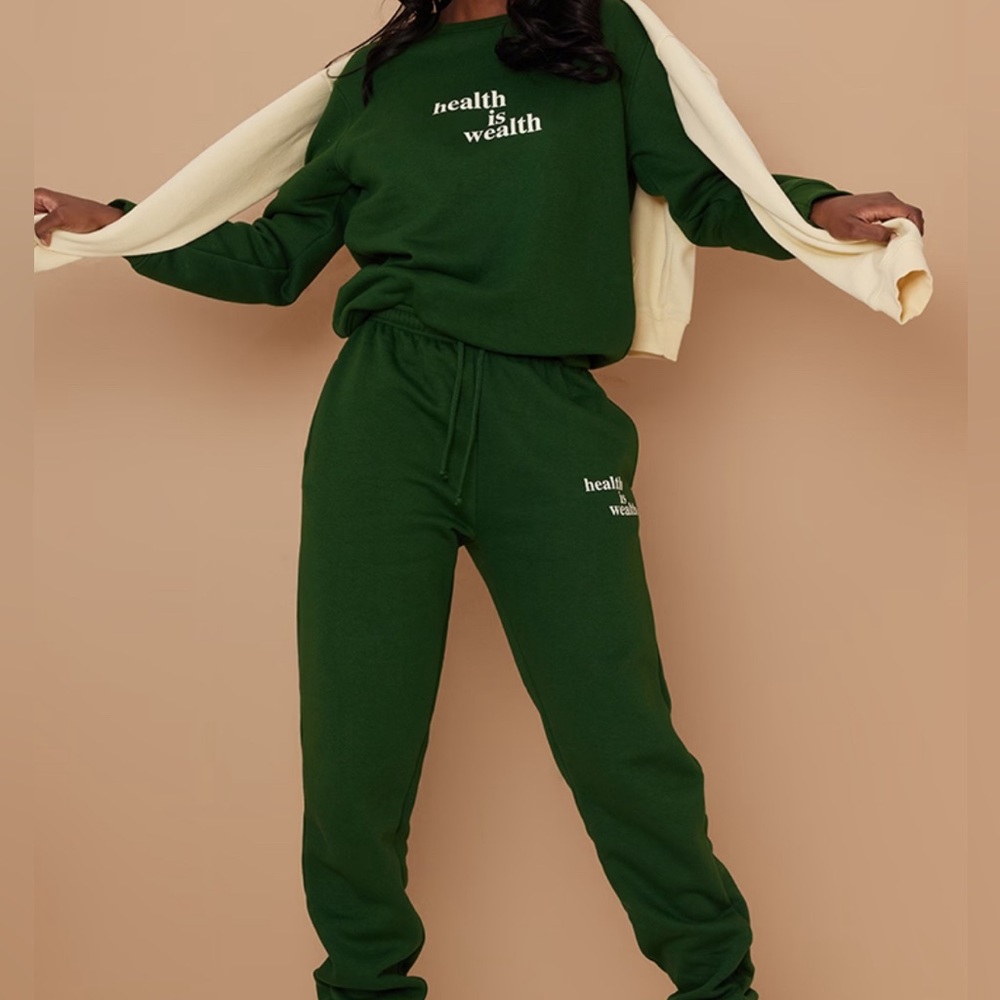 “HEALTH IS WEALTH” SWEAT SUIT